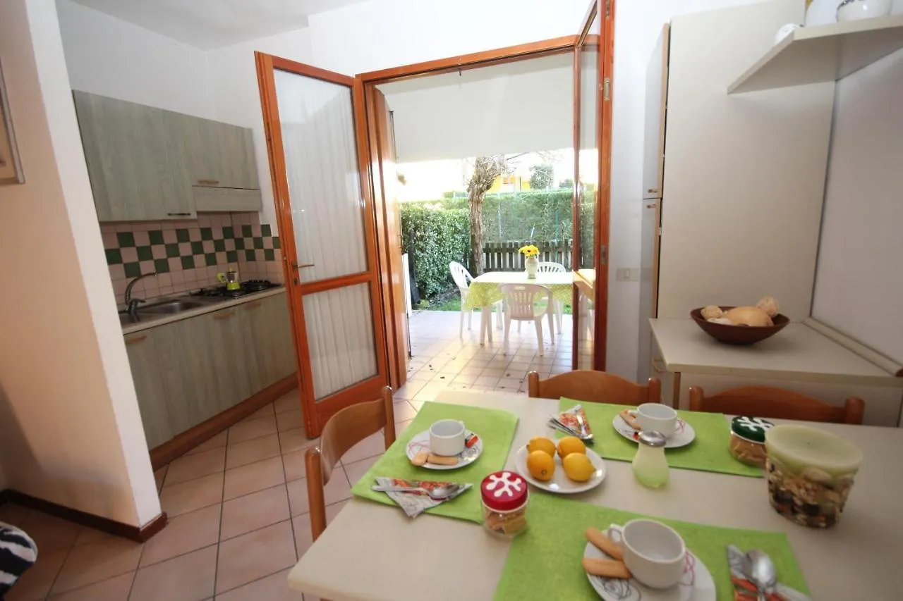 Villaggio Adriatico Villetta A Schiera 01 Rosolina Mare