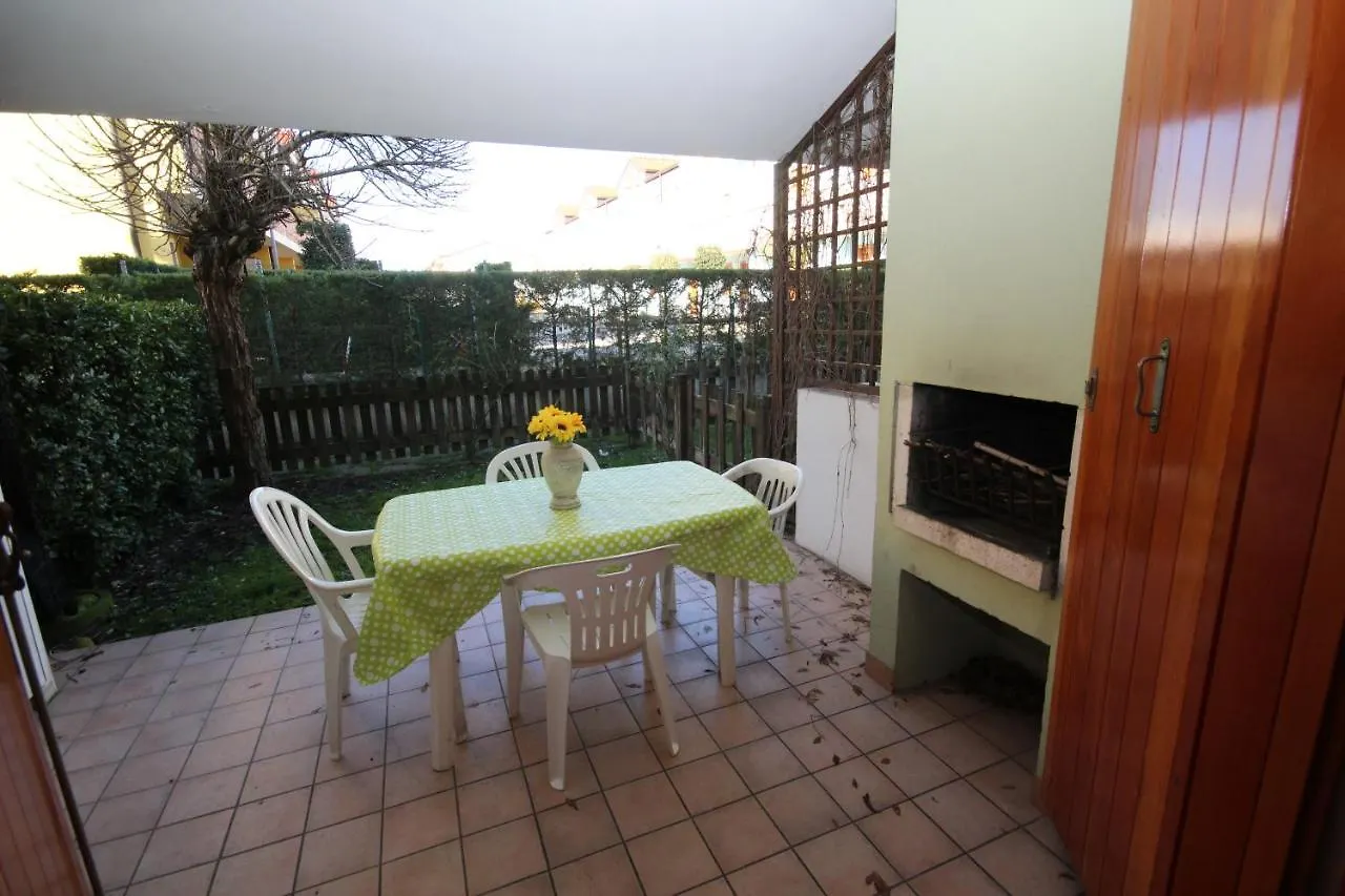 Сasa de vacaciones Villaggio Adriatico Villetta A Schiera 01 Rosolina Mare